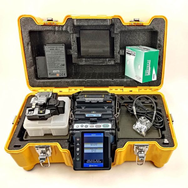 Fujikura 70S Core Alignment Fibre Fusion Splicer with CT-50 Bluetooth Cleaver Calibrated
